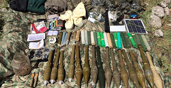 Diyarbakır'da PKK'ya ağor darbe: Mağara ve 3 sığınak imha edildi