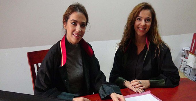 İzmirli ikiz avukatlar Cem Yılmaz'ın filminde