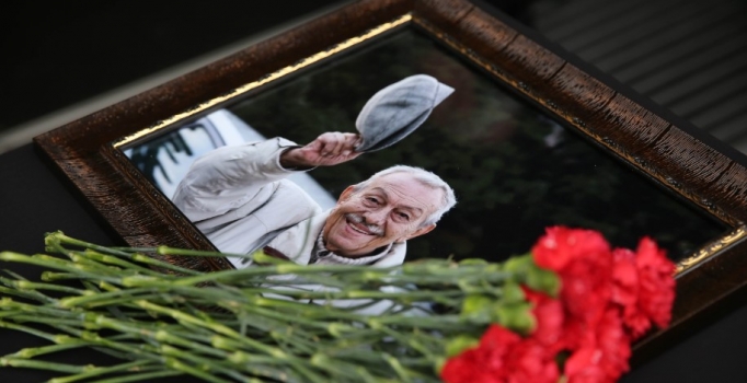 Çetin Altan son yolculuğuna uğurlandı