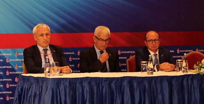 Trabzonspor'da istifa