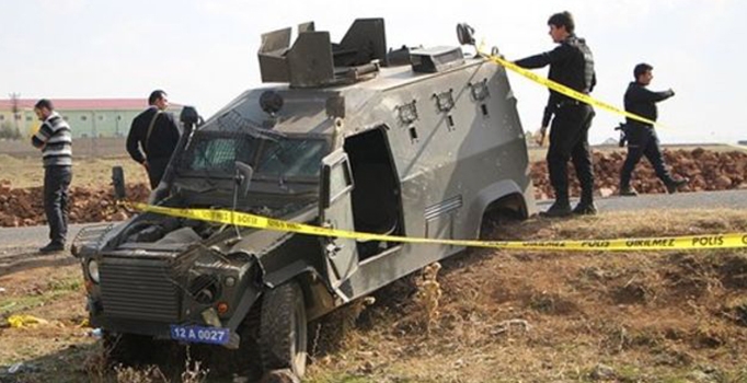 Bingöl'de zırhlı aracın kaza yapması sonucu yaralanan Fatih Dik şehit oldu