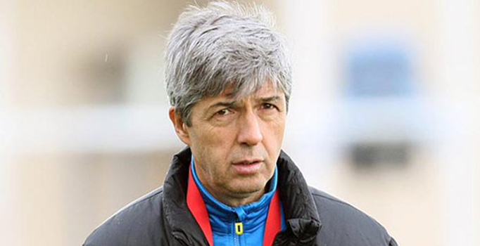 Bandırmaspor Teknik Direktörü Turan Özyazanlar hayatını kaybetti