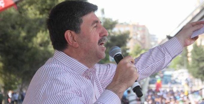 Altan Tan’a 2 yıl hapis cezası