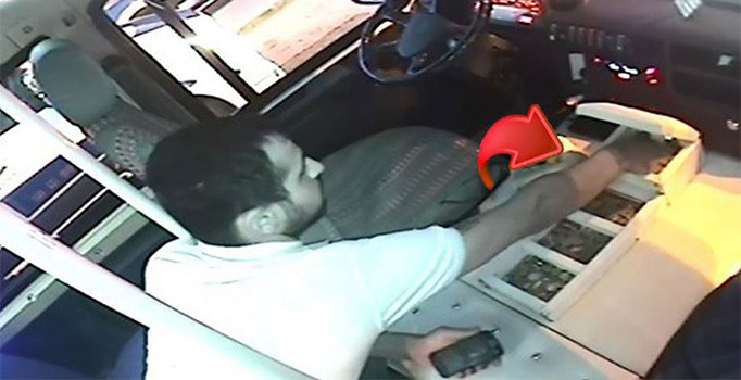 Minibüsteki paraları çalarak kayıplara karıştı | Bursa haberleri