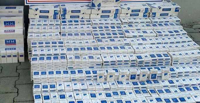 Hatay'da kaçak sigara operasyonu: 3 bin 400 paket ele geçirildi