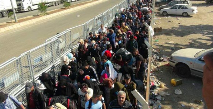 Suriyeliler akın akın memleketlerine dönüyorlar