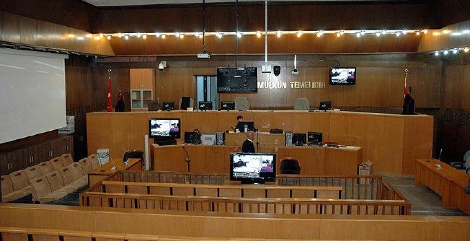 Gül'ün eski danışmanı Ayşe Yılmaz tutuklandı