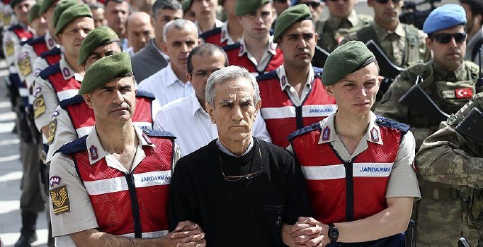 Genelkurmay çatı davasında ara karar