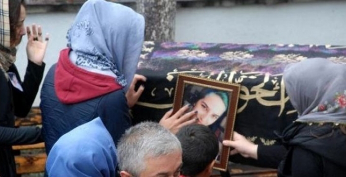 Lösemi hastası İrem Güngör'den yürek yakan veda tweet'i