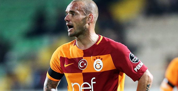Galatasaray'da Senijder depremi