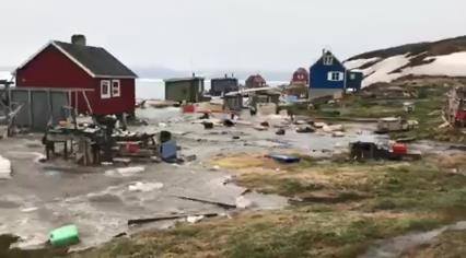 Deprem sonrası Grönland'ı tsunami vurdu