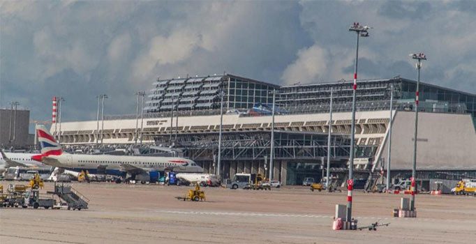 Almanya havaalanında bomba alarmı