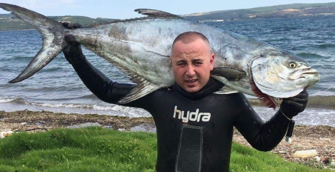 Avladığı 30 kiloluk liça, Babalar Günü hediyesi oldu