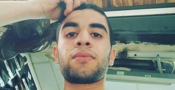 'Babalar Günü'ne babasını öldürdü