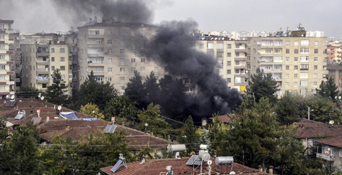 Diyarbakır'daki IŞİD operasyonunda 7 terörist öldürüldü 12'si sağ ele geçirildi