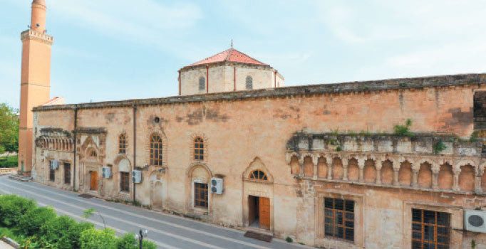 Mustafa Cambaz’ın objektifinden Timurtaş yaptırdı Selahaddin adını verdi Silvan Ulu Camii