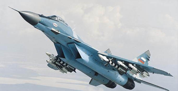 Rus uçakları Halep'te hastane vurdu