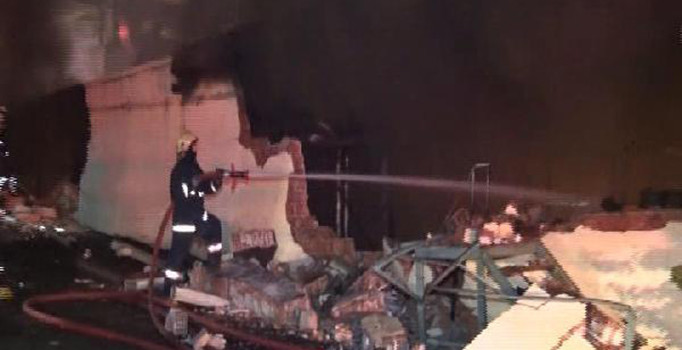 Arnavutköy'de korkutan yangın | Son dakika haberleri