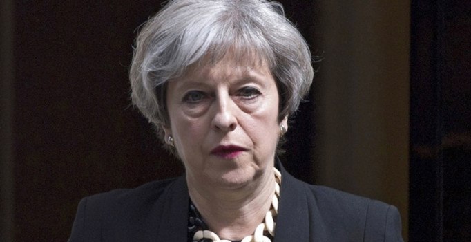 İngiltere Başbakanı May'den Irak ve IKBY'ye çağrı