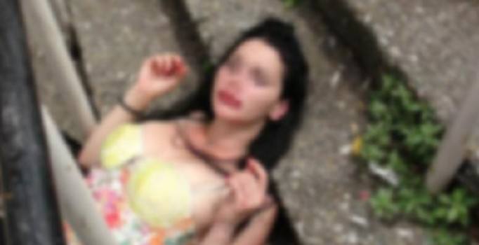 Taksim'de yine bonzai manzaraları