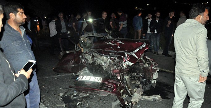 Bitlis’te kaza: 3 ölü, 8 yaralı