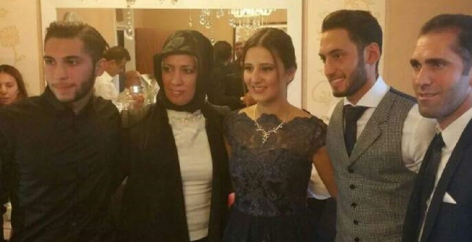 Hakan Çalhanoğlu evlilik için ilk adımı attı
