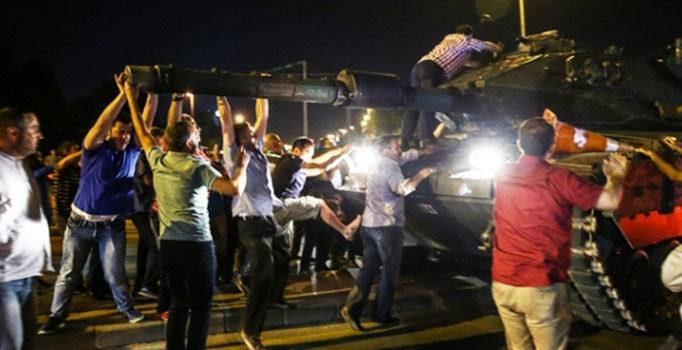 15 Temmuz cemaatlere de darbe vurdu