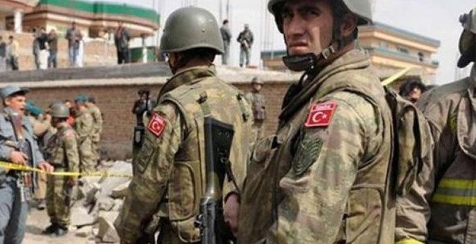 "Körfez ülkeleri Katar'daki Türk üssünün kapatılmasını istedi"