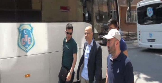 Enis Berberoğlu kayınpederinin evine getirildi