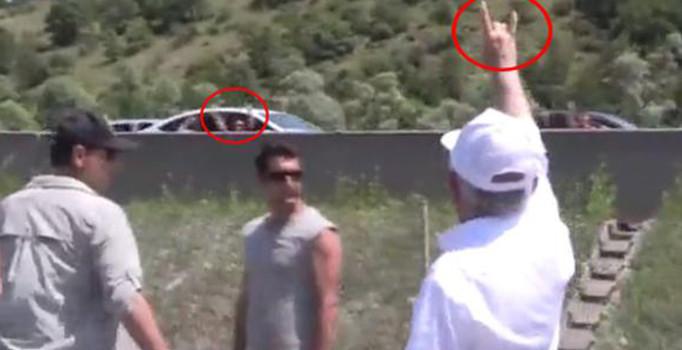 Kılıçdaroğlu'ndan bozkurt işaretli selamlama