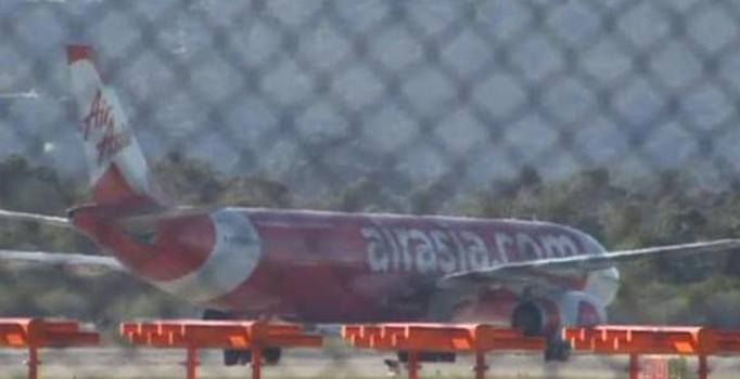 Avustralya'da uçakta büyük panik