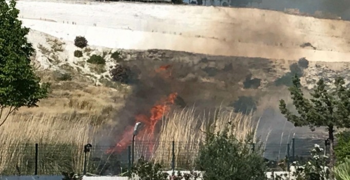 Denizli'de korkutan yangın
