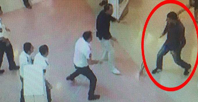 Adana'da AVM’de bıçaklı dehşet