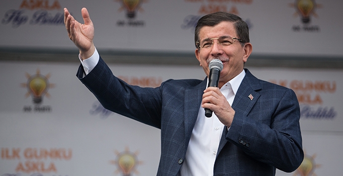 Başbakan Davutoğlu Diyarbakır'da konuştu