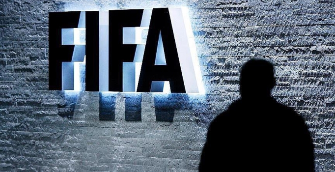 İngiltere: FIFA paramızı geri ver