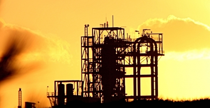 Petrol fiyatları Rusya'yı ekonomik darboğaza soktu