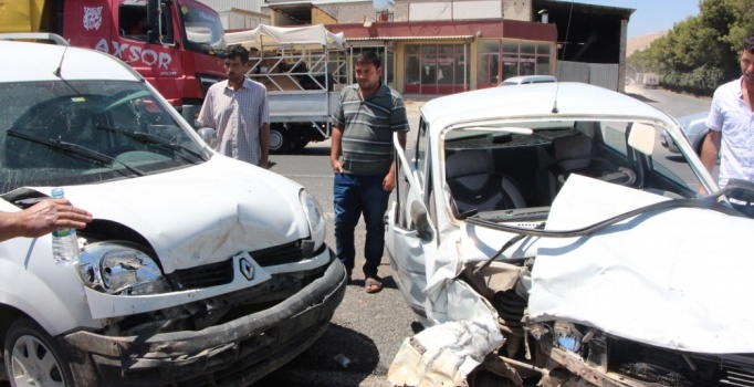 Şanlıurfa'da zincirleme kaza: 5 yaralı