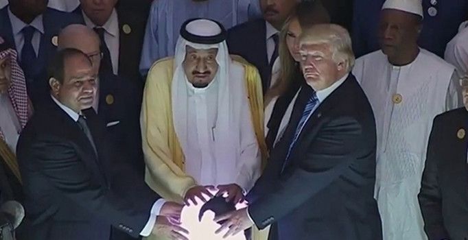 Katar'a ambargo uygulayan 4 ülkenin askeri üs kurmayı planladığı iddia edildi