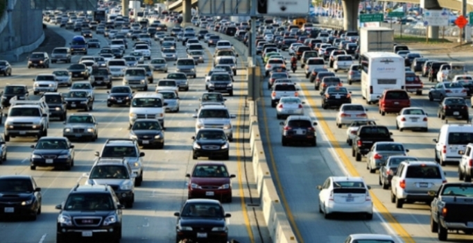 Karbüratörlü çalışan eski araçlar trafikten çekilsin