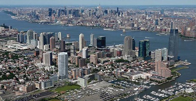 ABD'de Maine ve New Jersey eyaleti kepenk indirdi