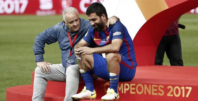 Arda Turan'ı düşündüren Çin teklifi