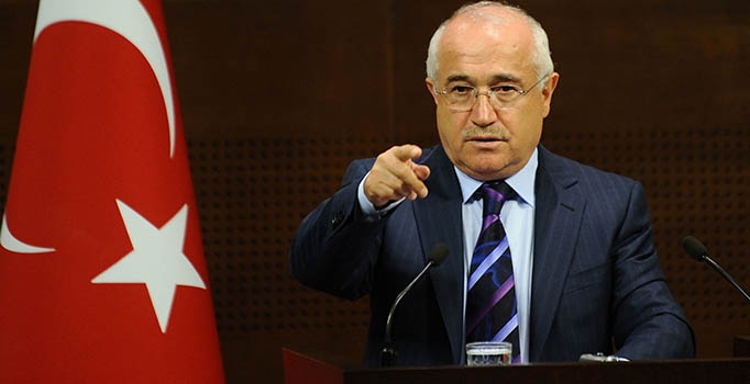 Çiçek, KKTC Cumhurbaşkanı Akıncı'yı kutladı