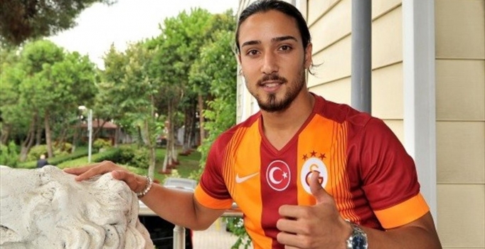 Tarık Çamdal Galatasaray'da oynamadan servet kazanıyor