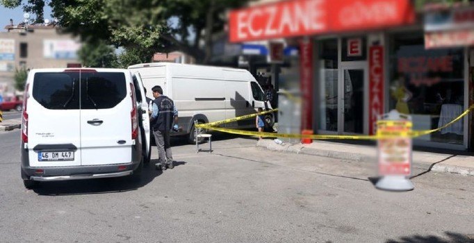 Kahramanmaraş eski belediye başkanı Mustafa Poyraz'ın oğluna silahlı saldırı