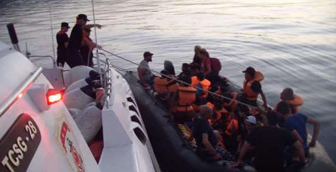 Çanakkale'de 42 kaçak yakalandı