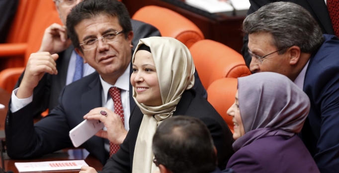 1 Kasım 2015 seçimlerinde kaç kadın vekil seçildi? - Meclis'teki kadın vekil sayısı