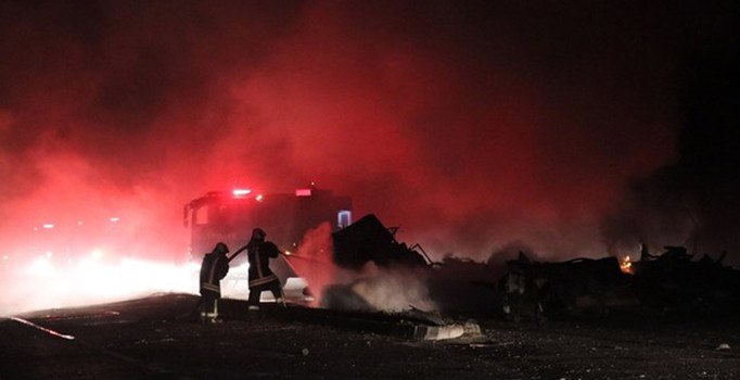 Denizli’de kazada yanarak ölen 4 kişinin kimliklerinin belirlenmesi 1 ayı bulacak