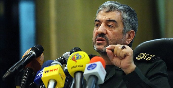 İran: "Suudi Arabistan bir terörist devlete dönüşüyor"