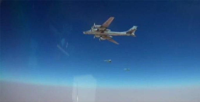 Rusya Suriye'de DEAŞ'ın hedeflerini vurdu | Son dakika haber