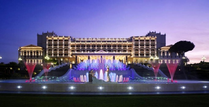 Mardan Palace'ı icradan Halk Bankası satın aldı